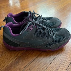 Hi Tec Ortholite vibram shoes Apollo purple trail hiking outdoor shoes 8.5